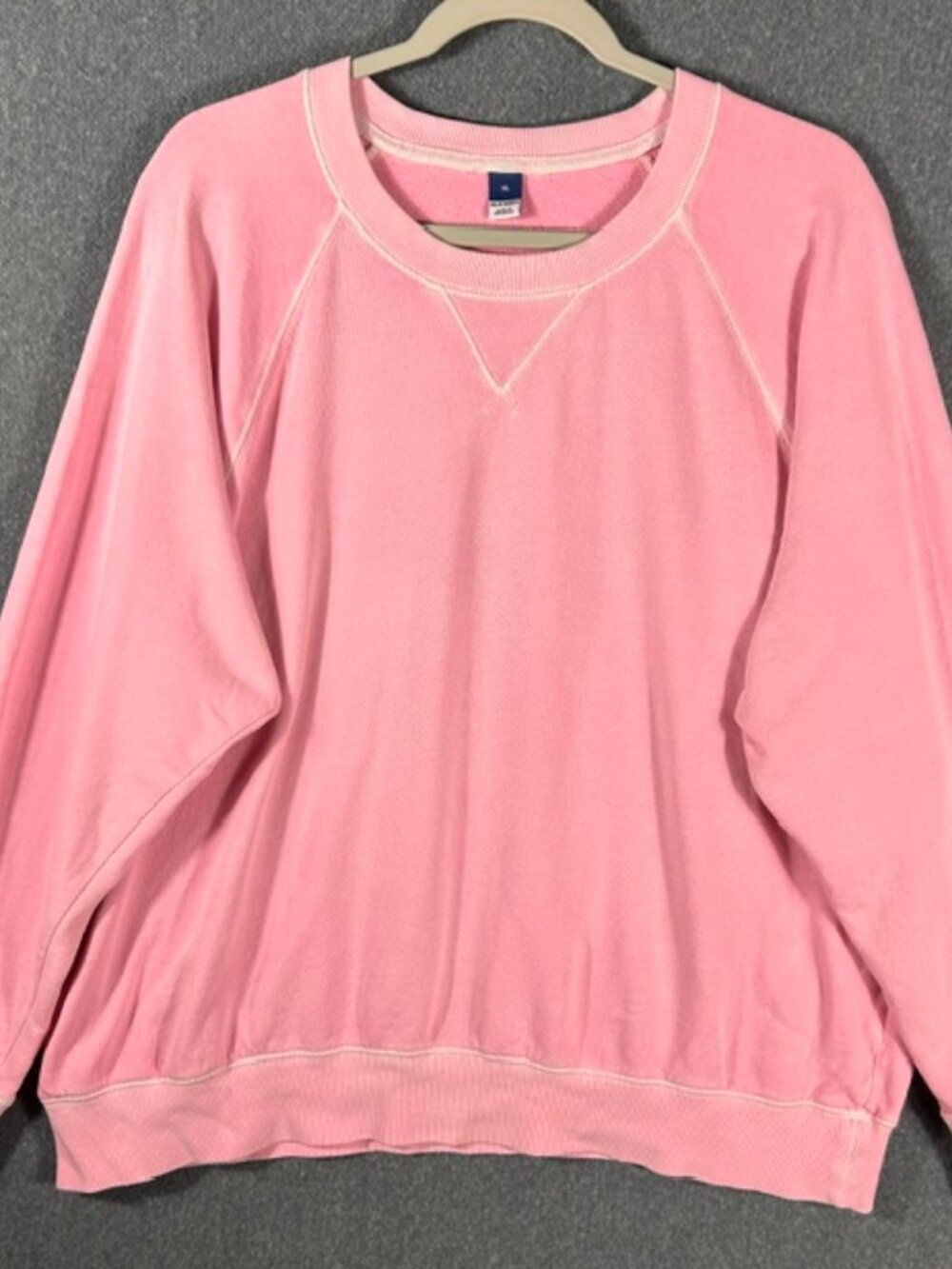 Old Navy Vintage Crewneck Pullover Sweatshirt Womens Sz XL Pink Fleece Cozy